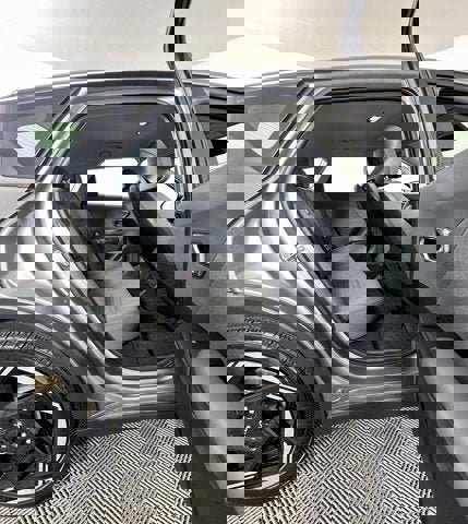 Used 2025 Kia K4 EX image 6