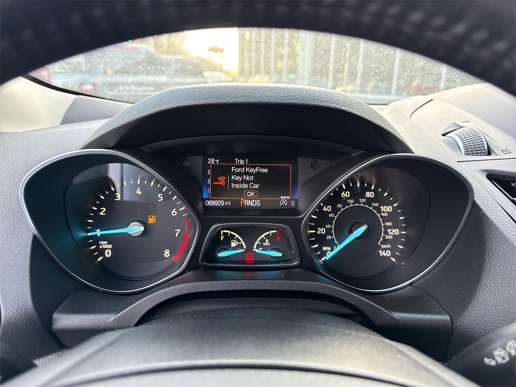 Used 2019 Ford Escape SEL image 18