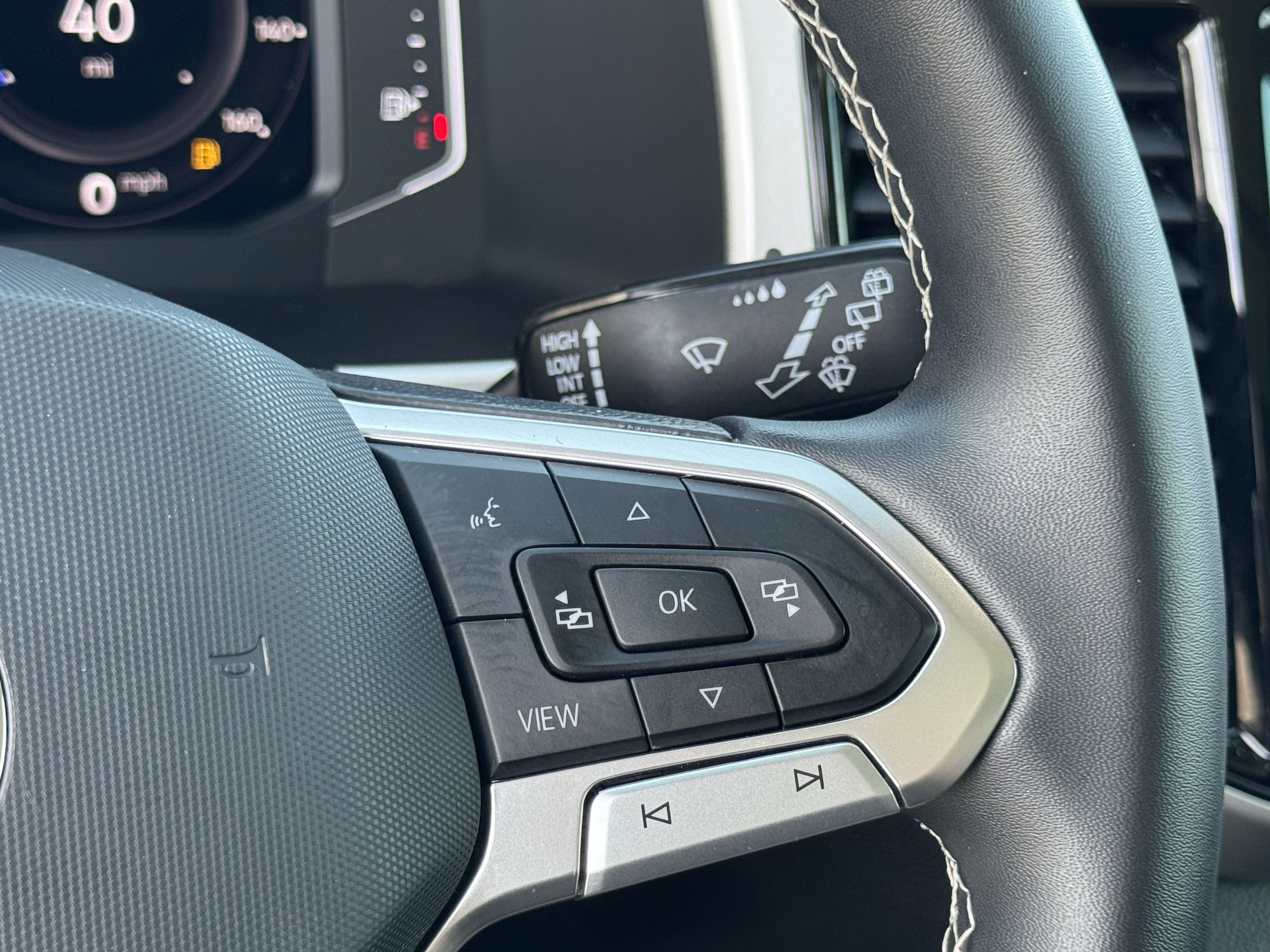 Certified 2022 Volkswagen Atlas SE w/ Panoramic Sunroof Package AWD/4WD image 21