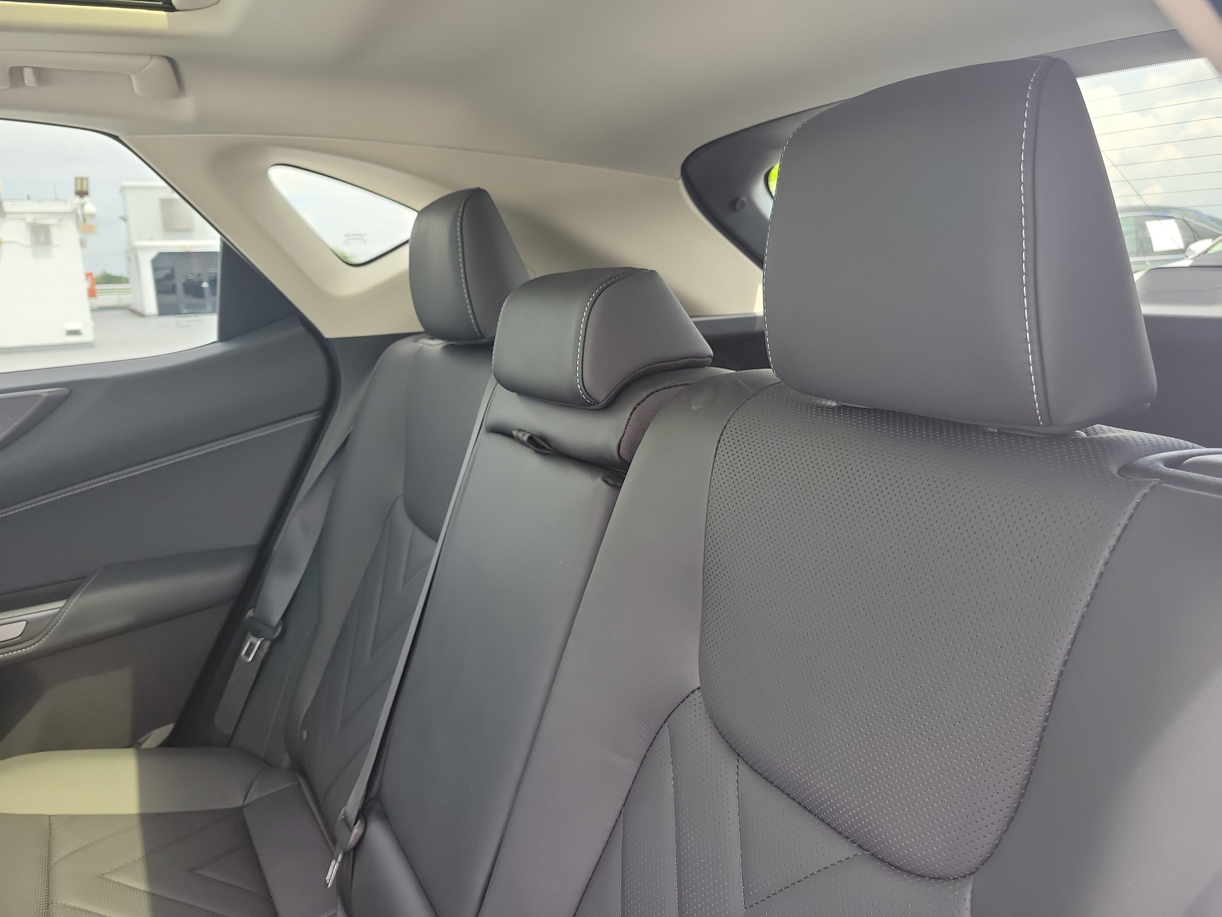 Used 2025 Lexus NX 350h AWD w/ Accessory Package (2T) image 13