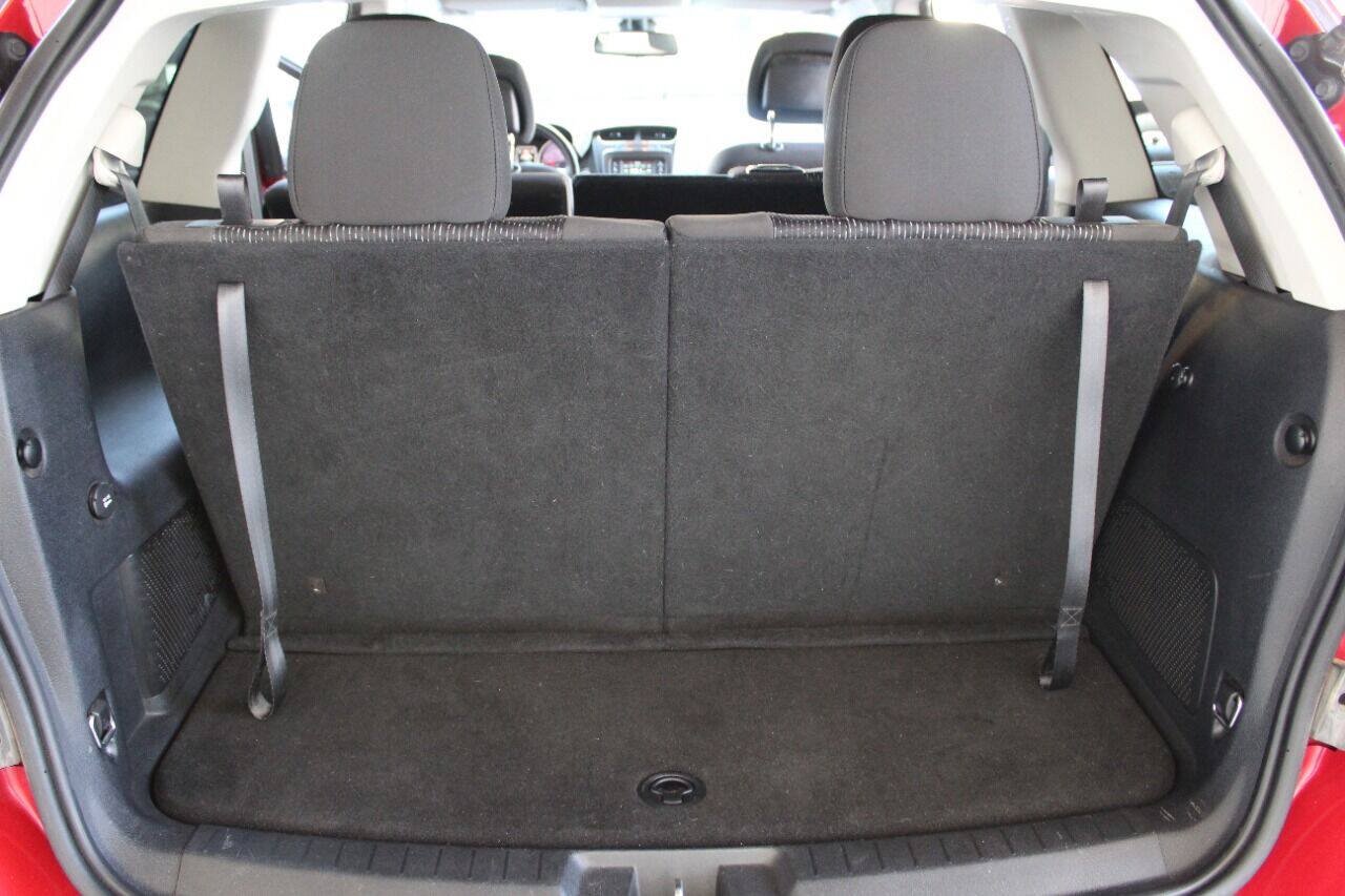 Used 2018 Dodge Journey SE w/ Popular Equipment Group FWD image 14