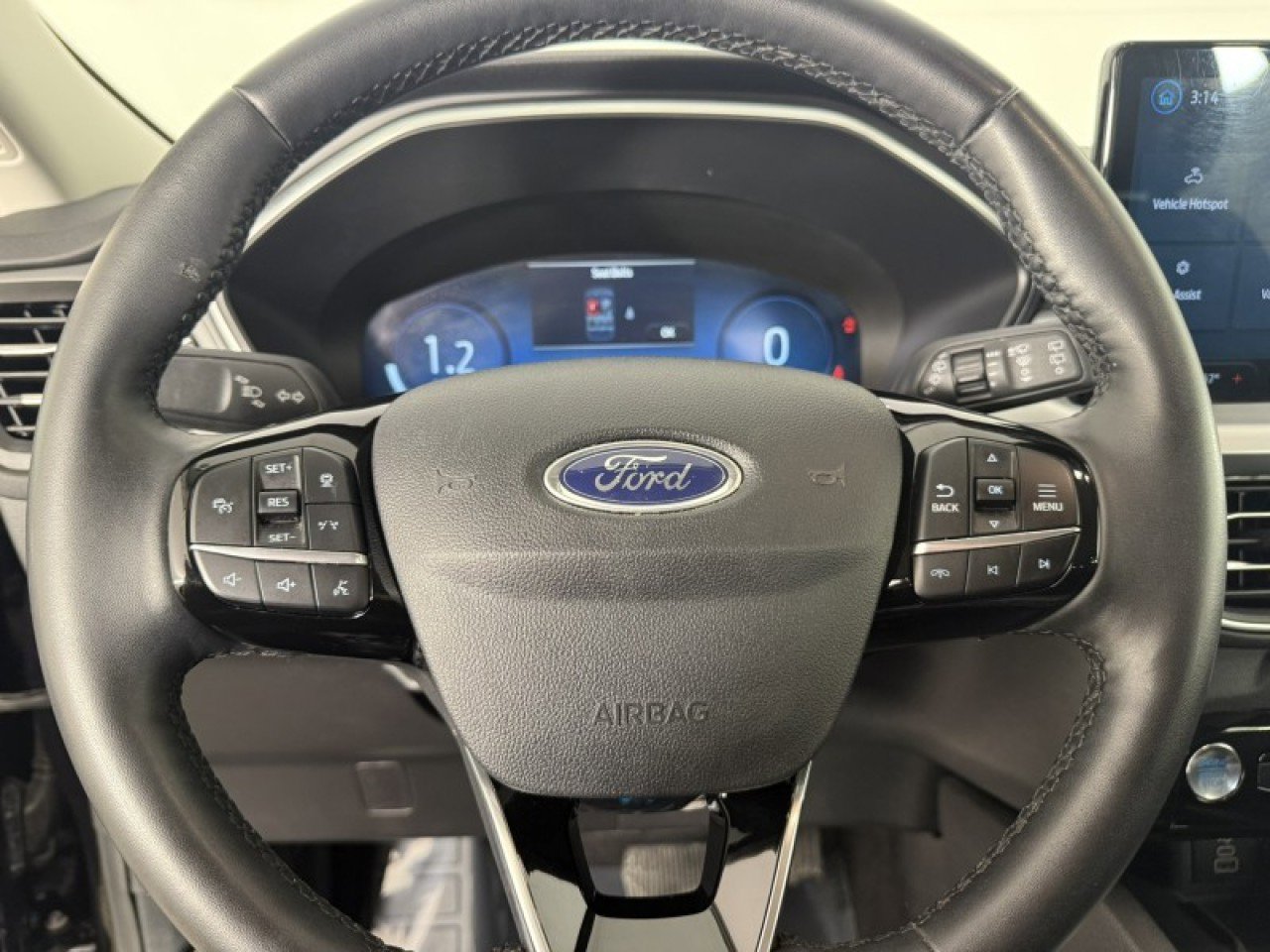 Used 2024 Ford Escape Platinum image 20