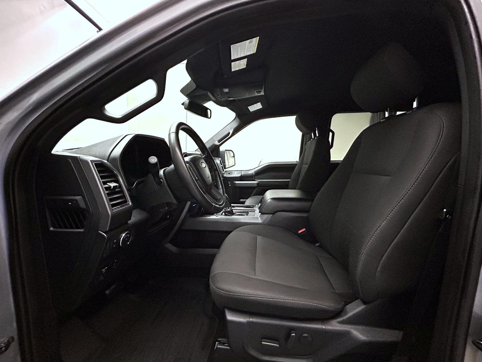 Used 2020 Ford F150 XLT w/ Equipment Group 302A Luxury AWD/4WD image 10