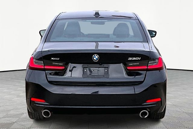 Used 2024 BMW 330i xDrive Sedan AWD/4WD image 4