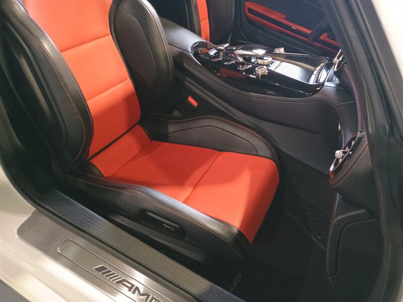 Used 2018 Mercedes-Benz AMG GT Roadster image 31