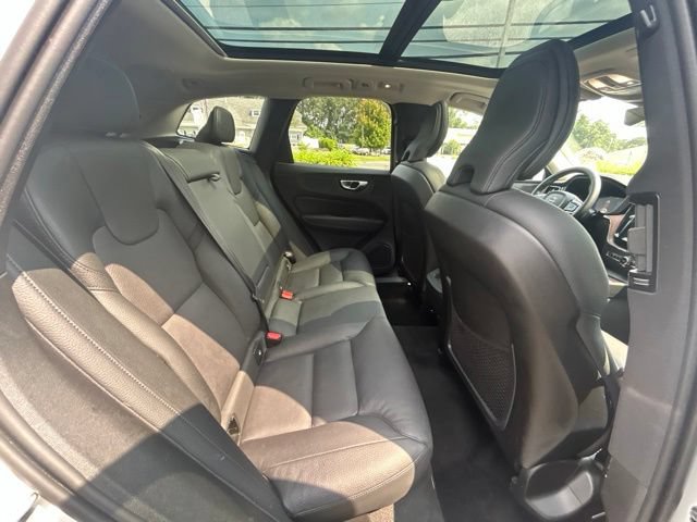 Certified 2024 Volvo XC60 B5 Plus w/ Climate Package AWD/4WD image 12