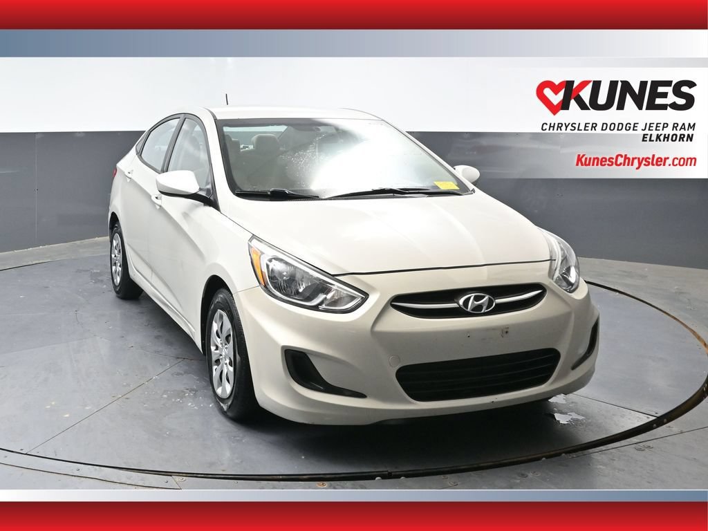 Used 2017 Hyundai Accent SE FWD image 1