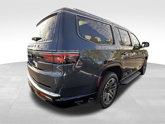 Used 2024 Jeep Wagoneer 4WD w/ Premium Group I image 7