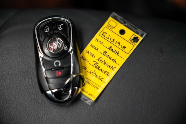 Used 2024 Buick Enclave Premium image 36