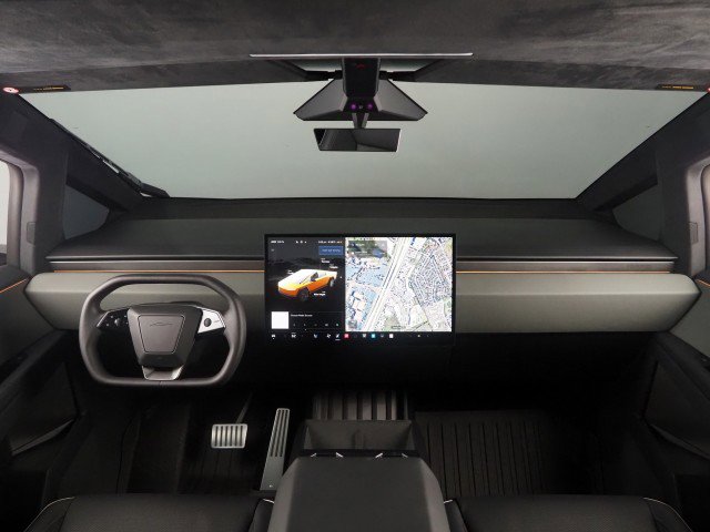 Used 2024 Tesla Cybertruck AWD Crew Cab image 3