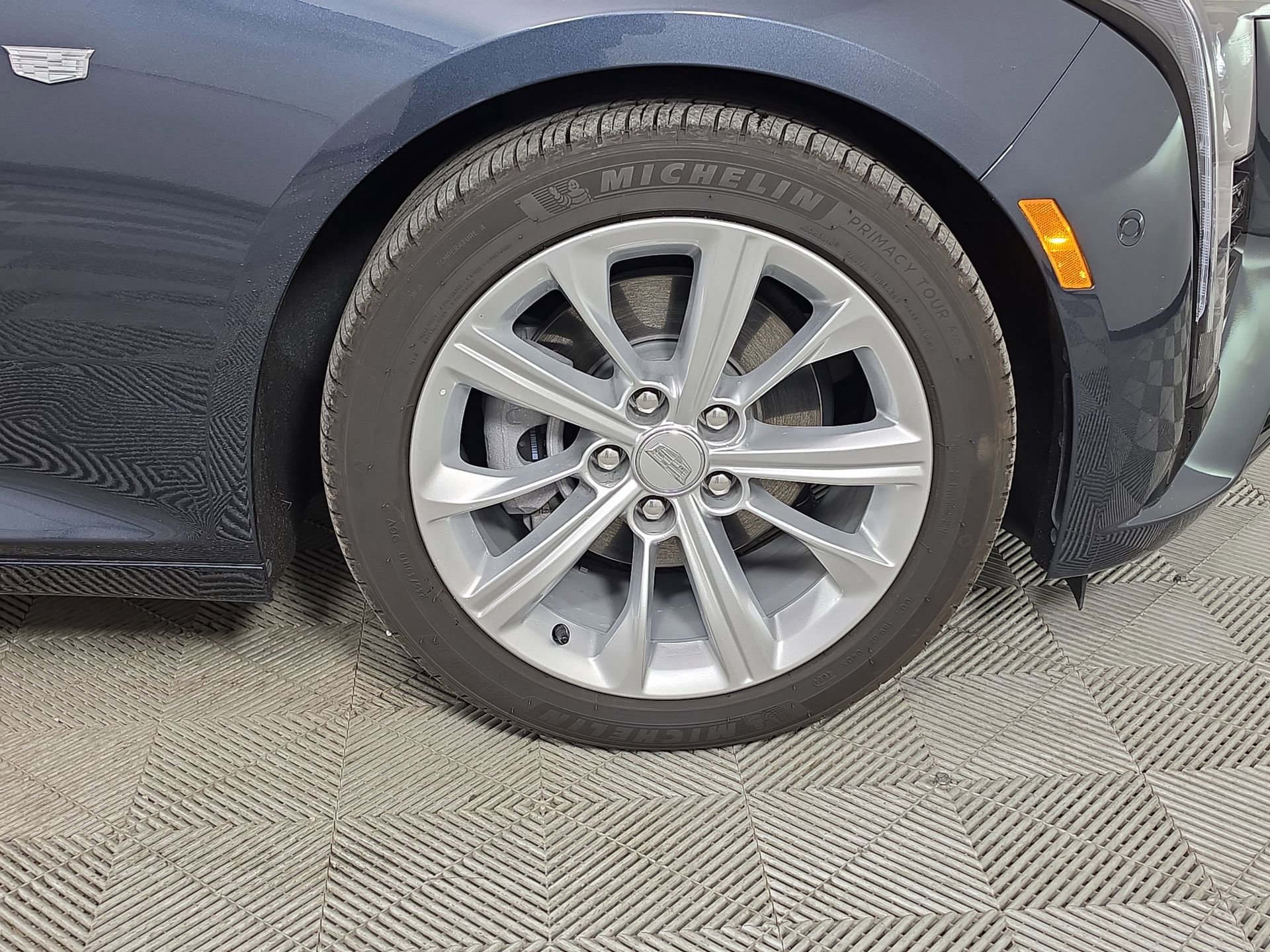 Used 2025 Cadillac CT5 Premium Luxury RWD image 10