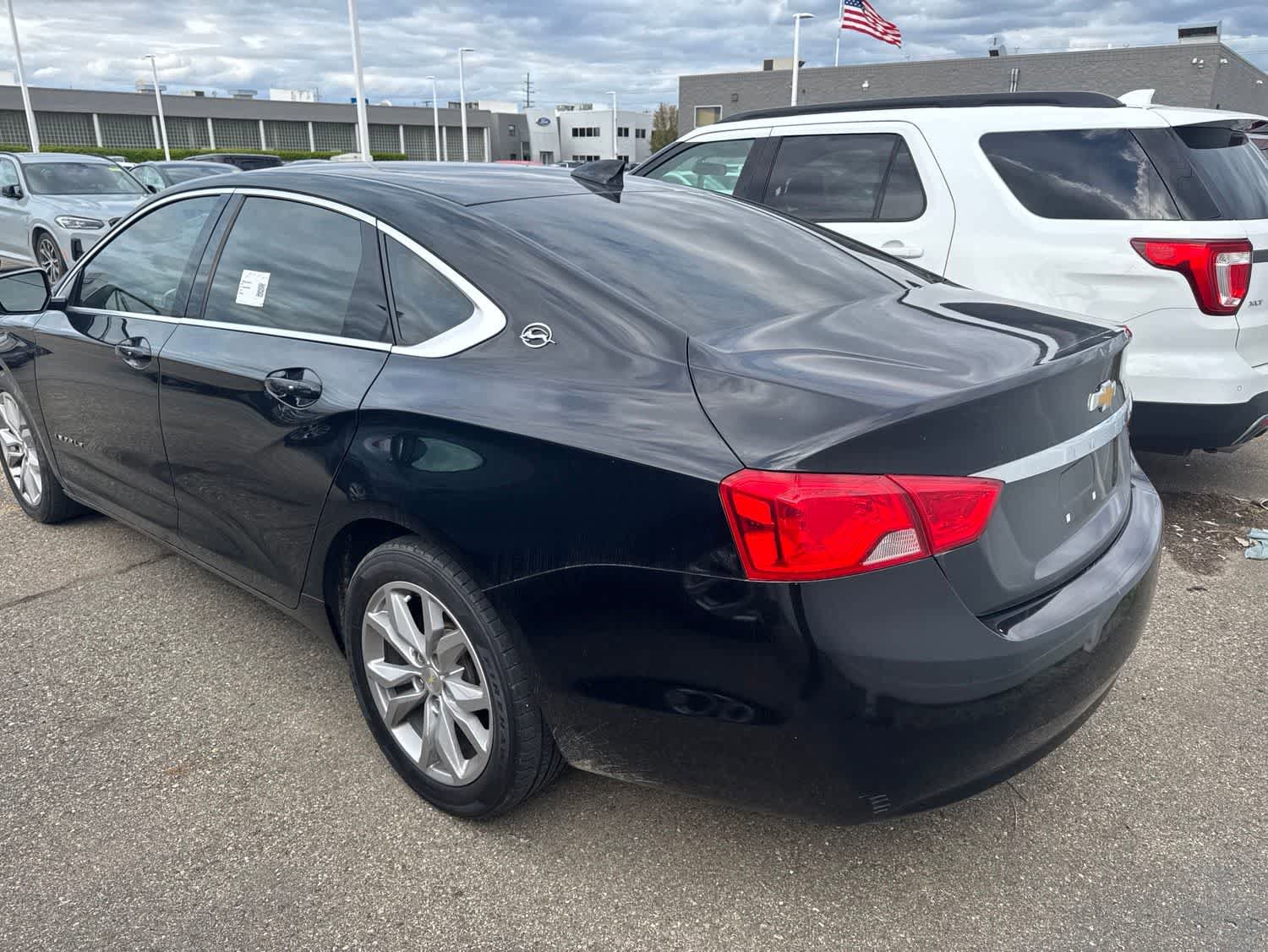 Used 2019 Chevrolet Impala LT FWD image 15