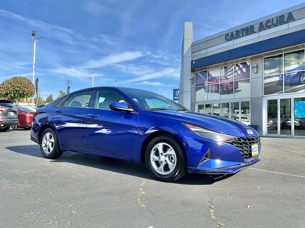 Used 2023 Hyundai Elantra SE w/ Preferred Accessory Package
