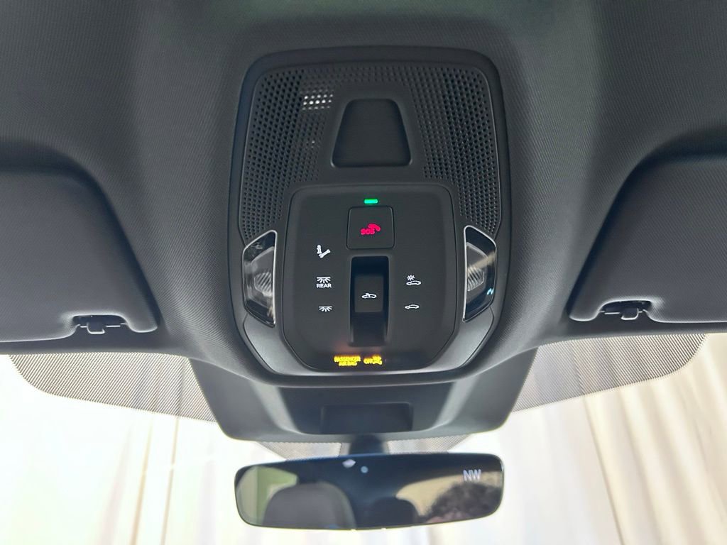 Used 2025 Audi Q5 Premium w/ Convenience Package image 17