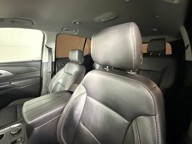 Used 2019 Chevrolet Traverse RS w/ LPO, Floor Liner Package FWD image 15