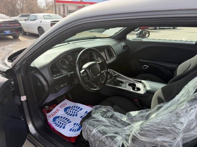 Used 2022 Dodge Challenger SXT w/ Blacktop Package image 32