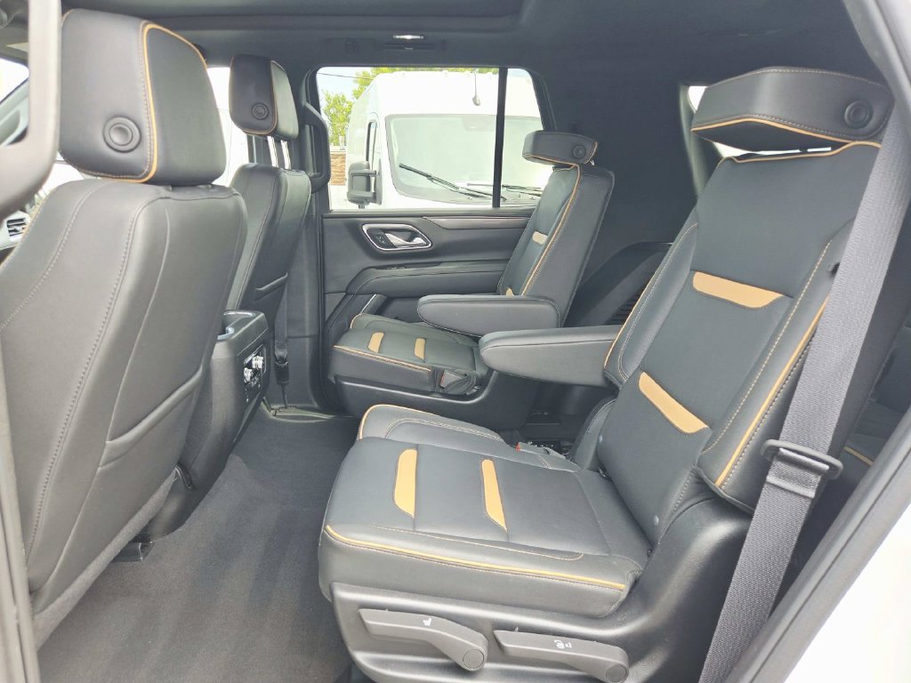 Used 2024 GMC Yukon AT4 w/ Max Trailering Package AWD/4WD image 13