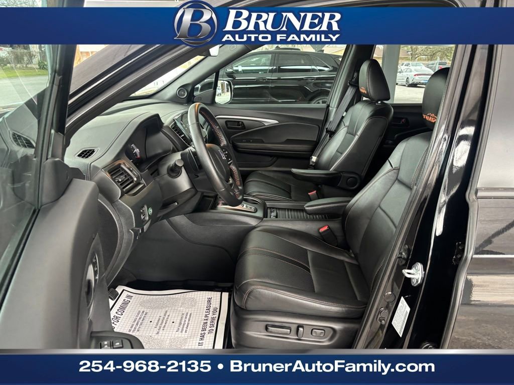 Used 2023 Honda Passport TrailSport image 12