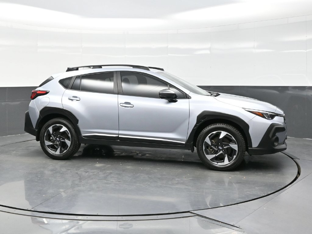 Used 2025 Subaru Crosstrek 2.5i Limited AWD/4WD image 8