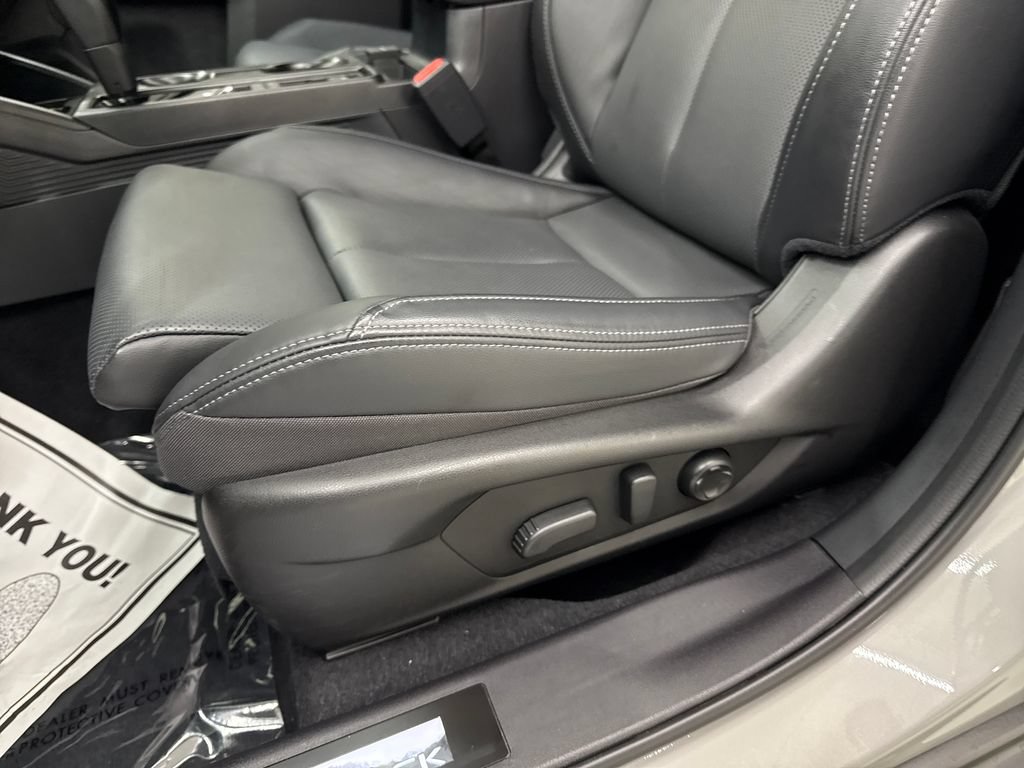 Certified 2026 Subaru Outback Touring XT AWD/4WD image 12