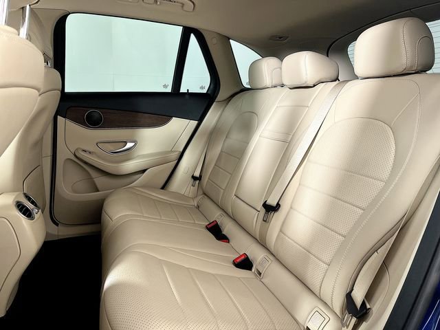 Used 2022 Mercedes-Benz GLC 300 GLC 300 image 24