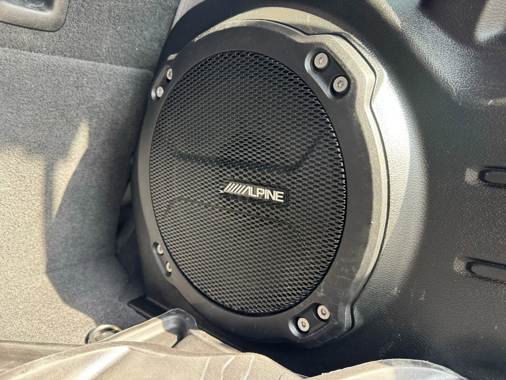 Used 2018 Jeep Wrangler Unlimited Rubicon image 22