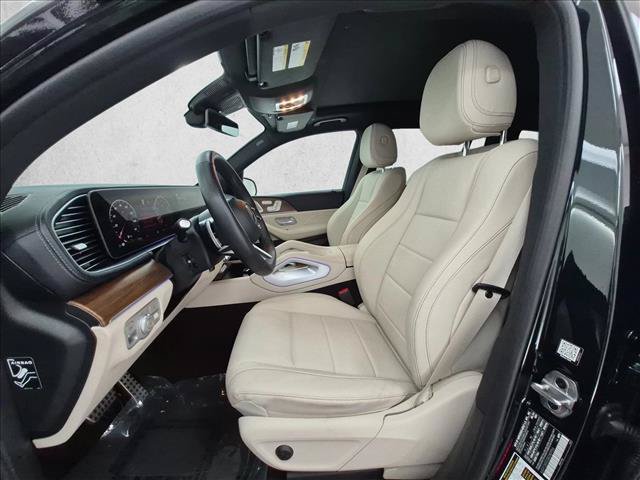 Used 2025 Mercedes-Benz GLS 450 4MATIC image 17