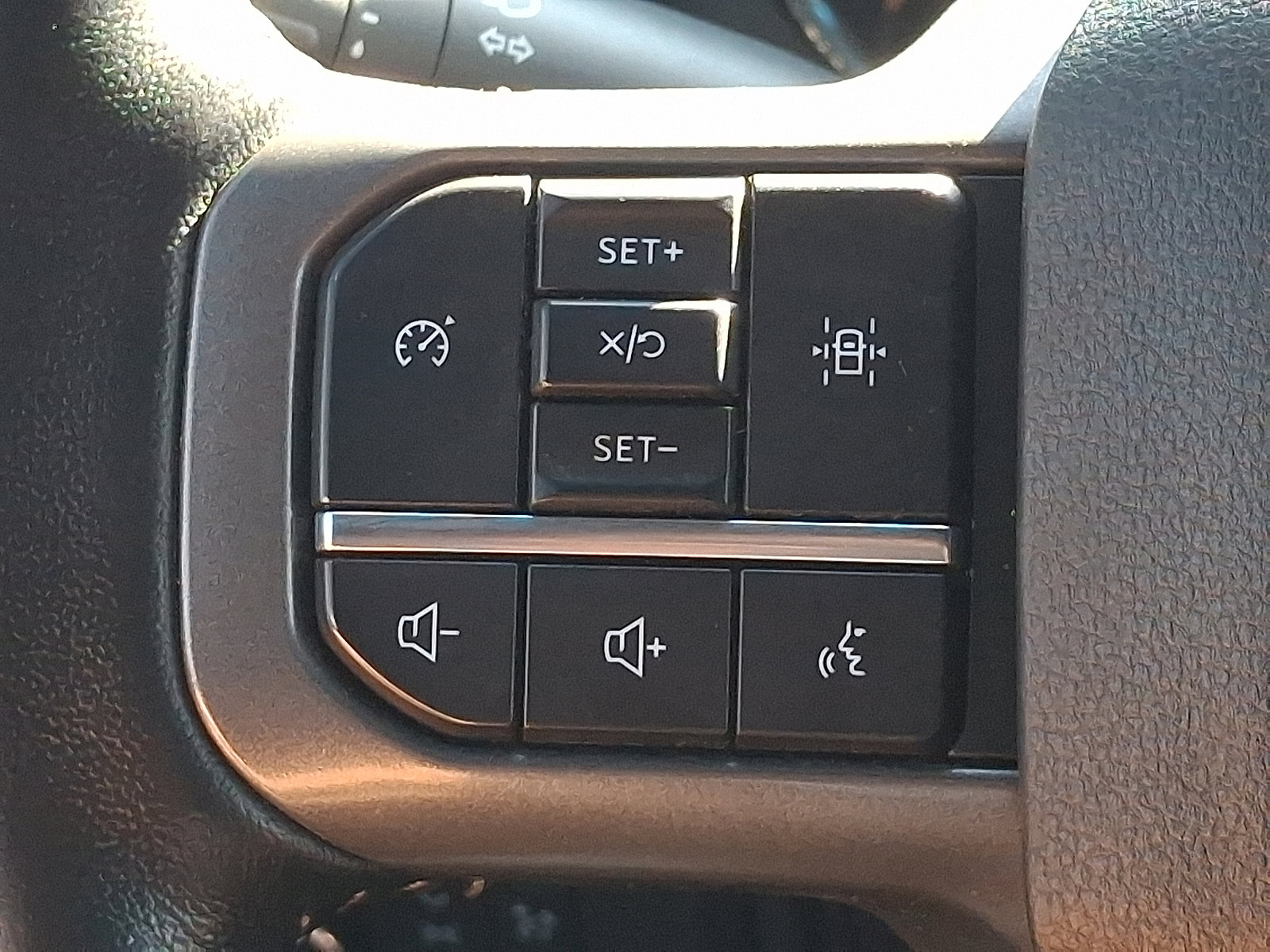 Certified 2022 Ford F150 XLT w/ Equipment Group 302A High image 20