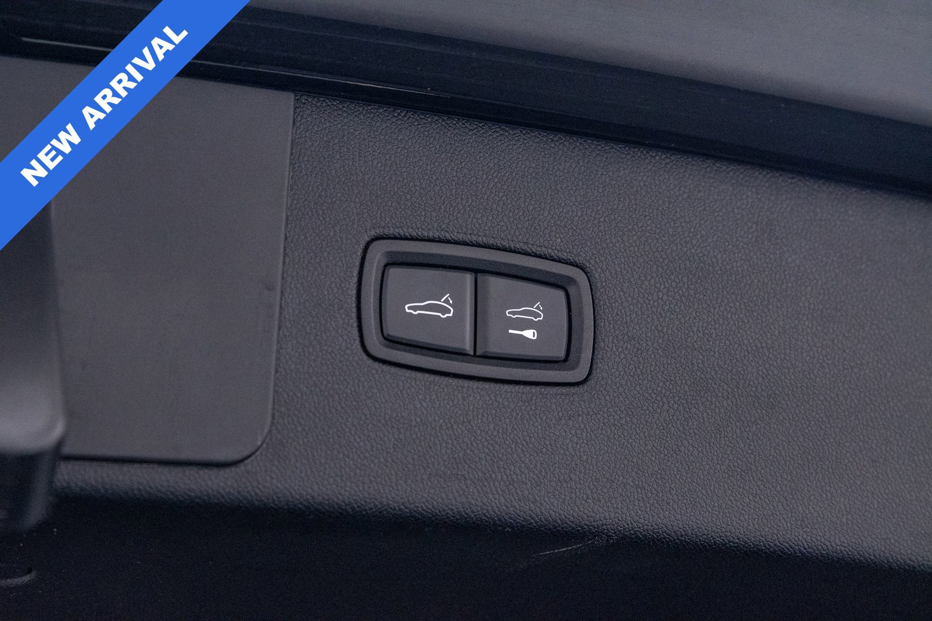 Used 2021 Porsche Cayenne GTS image 31