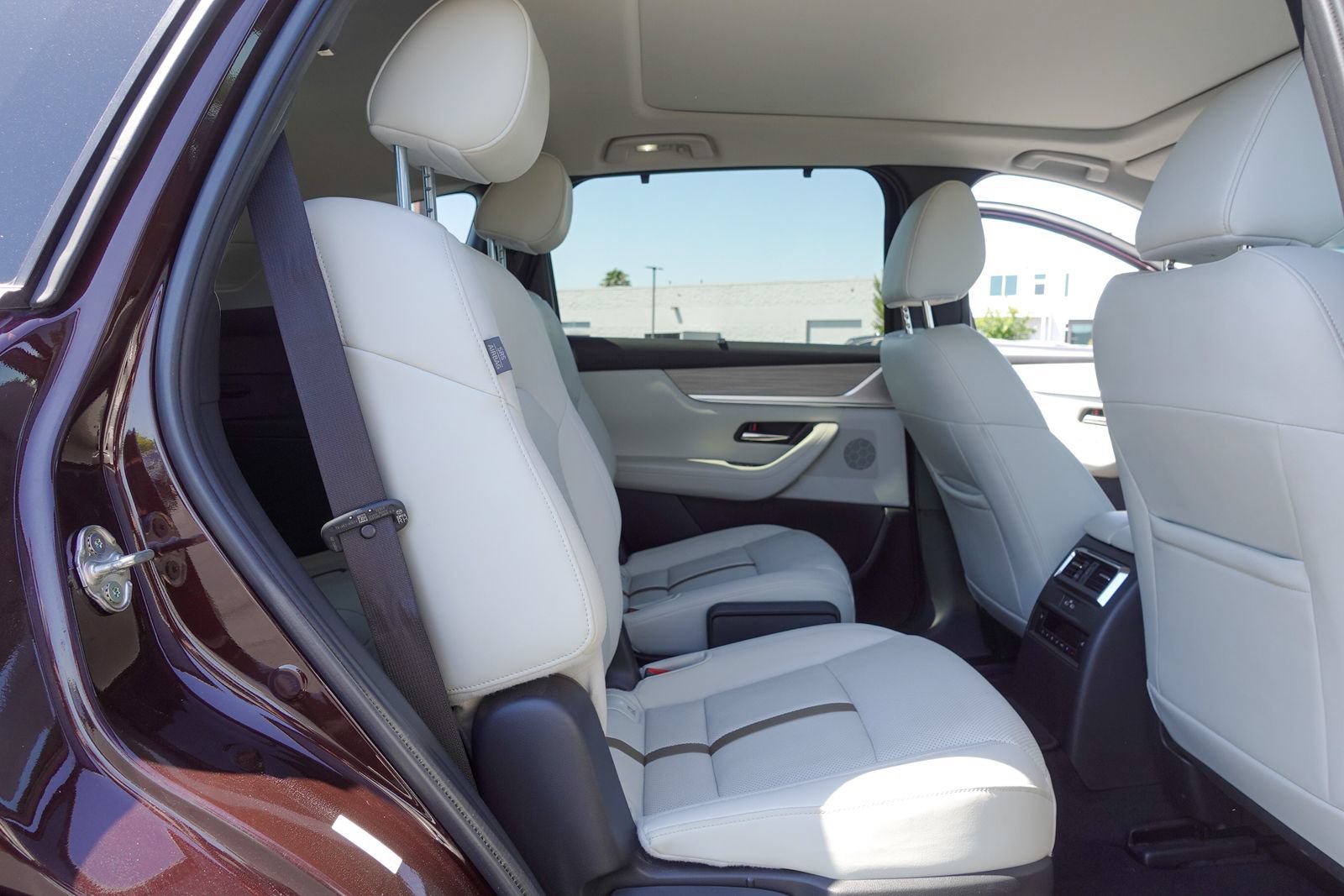 Certified 2024 MAZDA CX-90 Plug-In Hybrid w/ Premium Plus AWD/4WD image 16