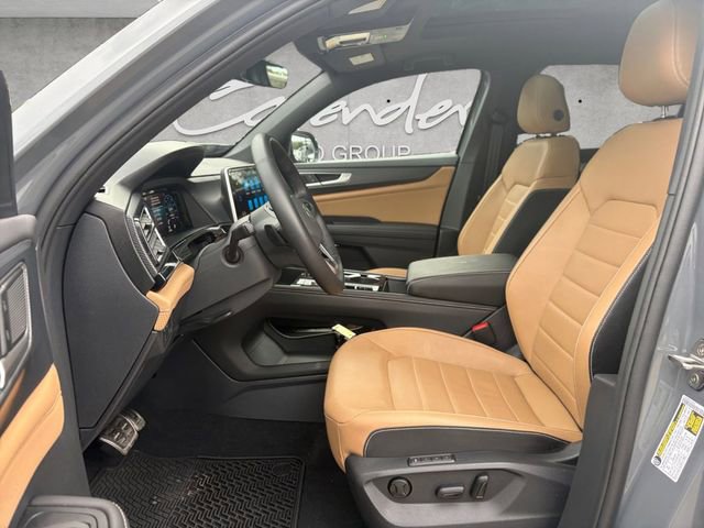 Used 2025 Volkswagen Atlas Cross Sport SEL R-Line AWD/4WD image 19