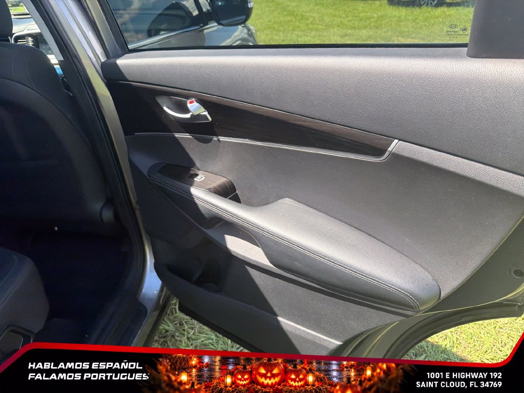Used 2019 Kia Sorento FWD image 25