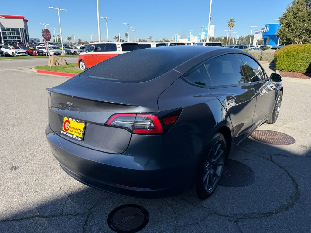 Used 2023 Tesla Model 3 Standard Range image 5