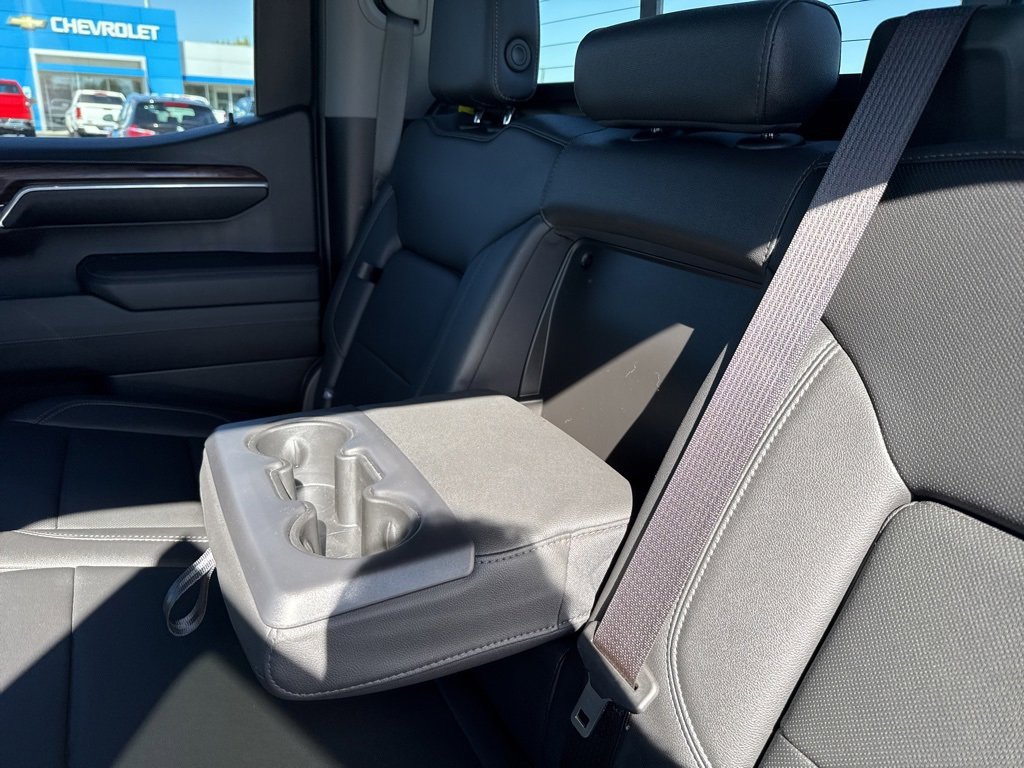 Used 2023 GMC Sierra 1500 SLT w/ SLT Premium Package image 39