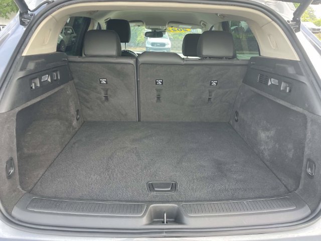 Used 2022 Buick Envision Essence w/ Safety Package FWD image 10