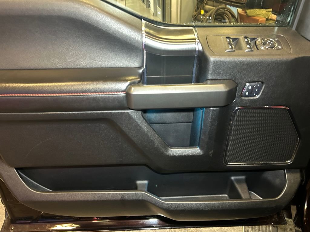 Used 2018 Ford F150 Lariat w/ Equipment Group 502A Luxury image 20