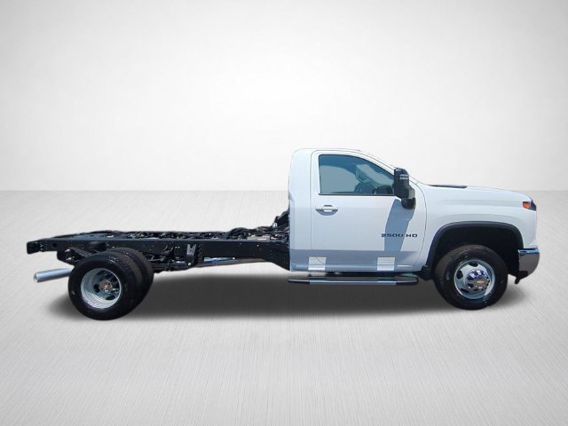 New 2025 Chevrolet Silverado 3500 LT w/ Convenience Package AWD/4WD image 4