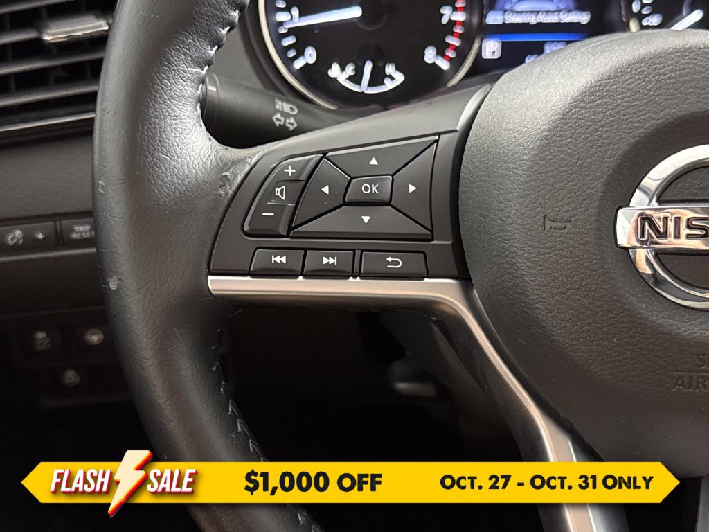 Used 2020 Nissan Rogue Sport SL FWD image 15