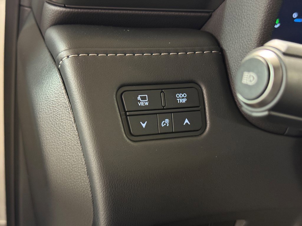 New 2025 Lexus LX 600 4WD w/ Luxury Package image 27