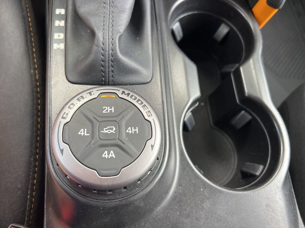 Used 2023 Ford Bronco Badlands image 28