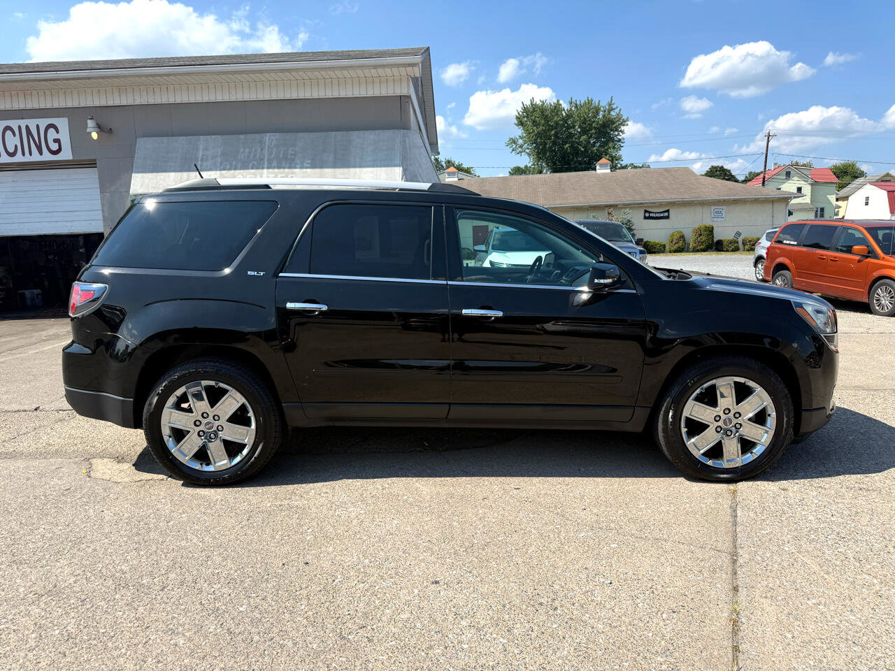 Used 2017 GMC Acadia Limited SLT image 11