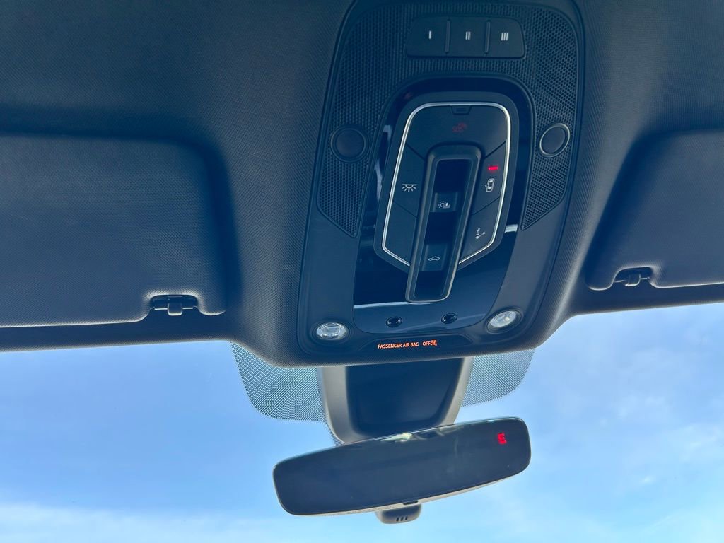 Used 2018 Audi SQ5 Premium Plus w/ Navigation Package image 28