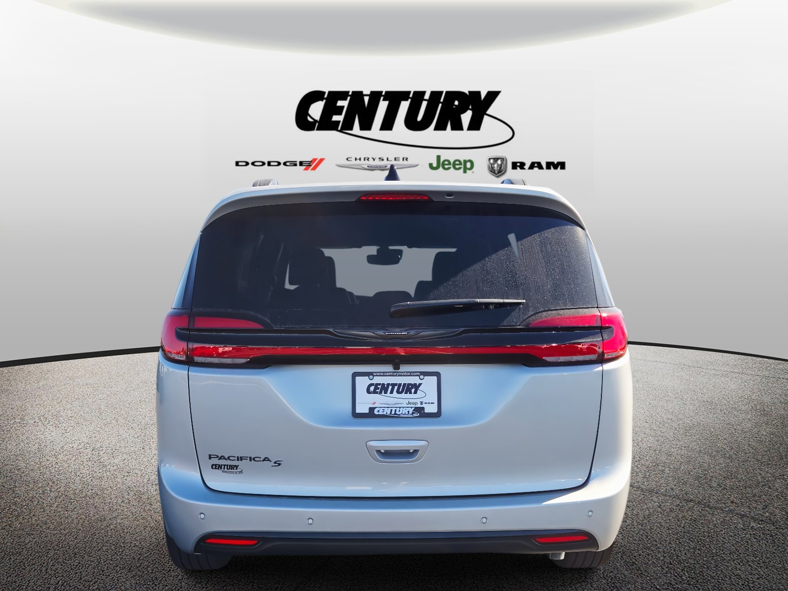New 2026 Chrysler Pacifica Select image 4