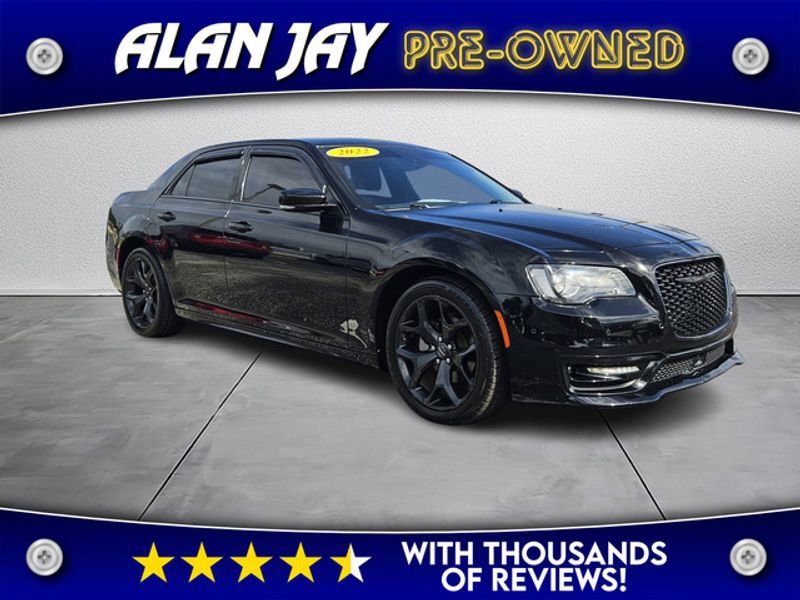 Used 2022 Chrysler 300 Touring L w/ Popular Equipment Group