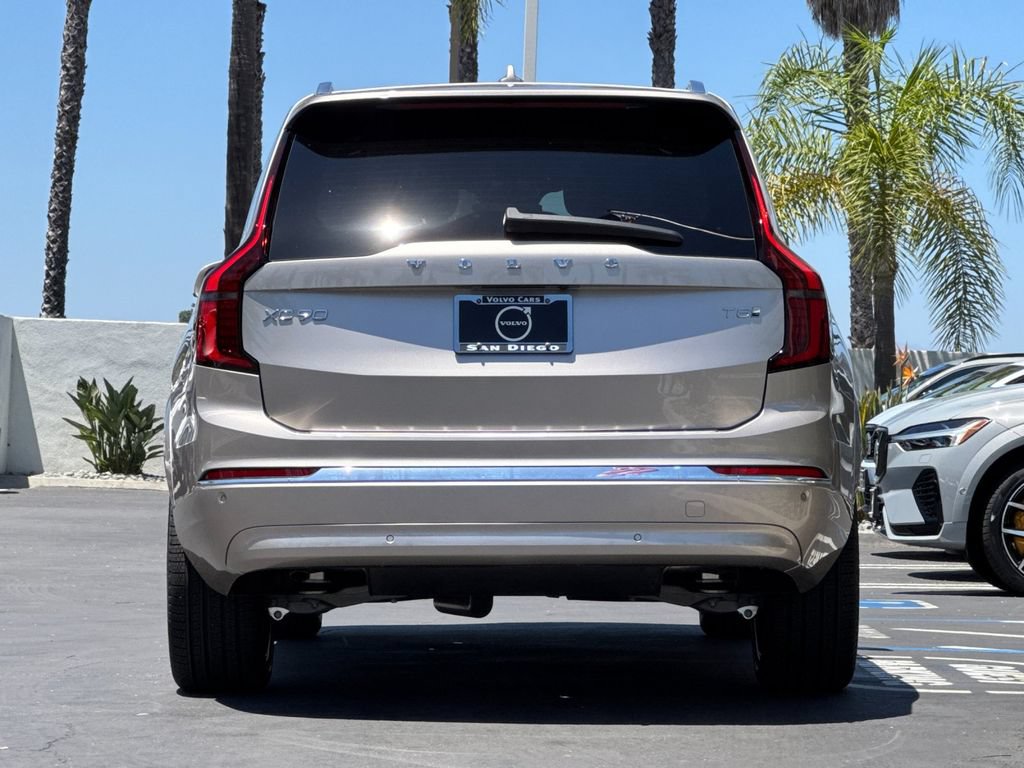 New 2026 Volvo XC90 T8 Plus AWD/4WD image 4