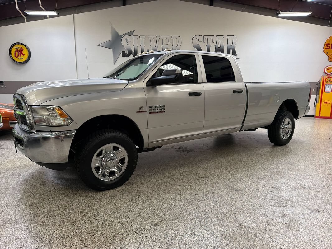 Used 2018 RAM 2500 Tradesman w/ Chrome Appearance Group AWD/4WD image 1