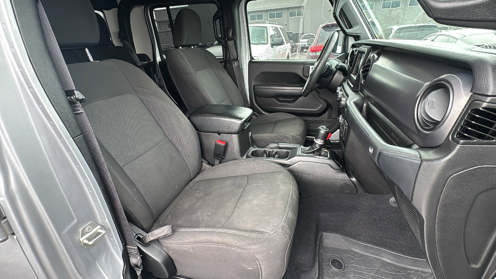 Used 2023 Jeep Gladiator Willys image 31