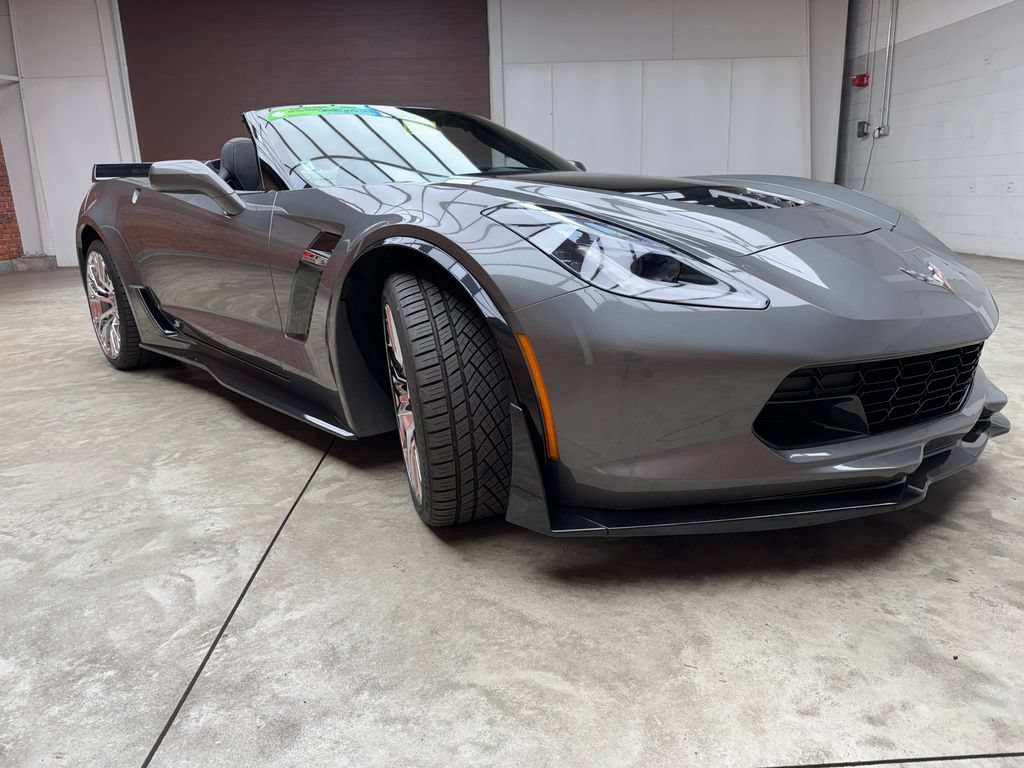 Used 2015 Chevrolet Corvette Z06 w/ 3LZ Preferred Equipment Group RWD image 27