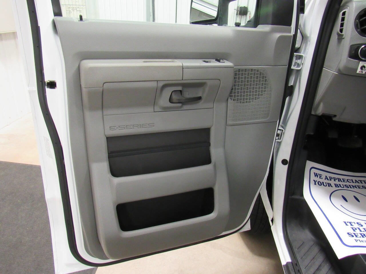 Used 2024 Ford E-350 and Econoline 350 Super Duty w/ Power Windows & Locks Group image 38