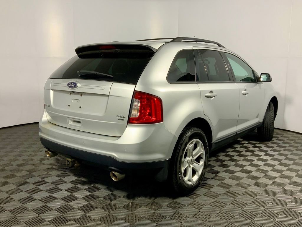 Used 2014 Ford Edge SEL w/ Driver Entry Package AWD/4WD image 16